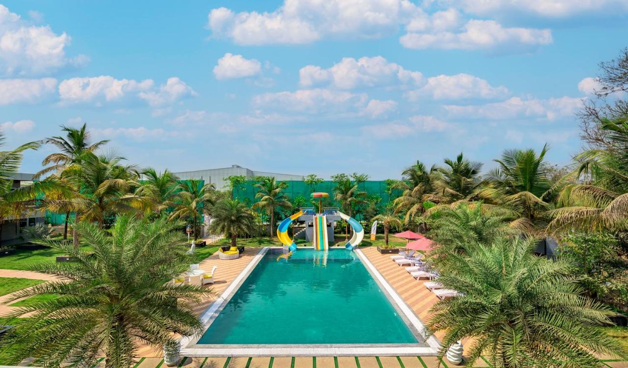 Saffronstays Palm Paradise, Kalyan Khadavli - Swimming Pool With Water Slides, Gazebo And Indoor Games Padghe Eksteriør bilde